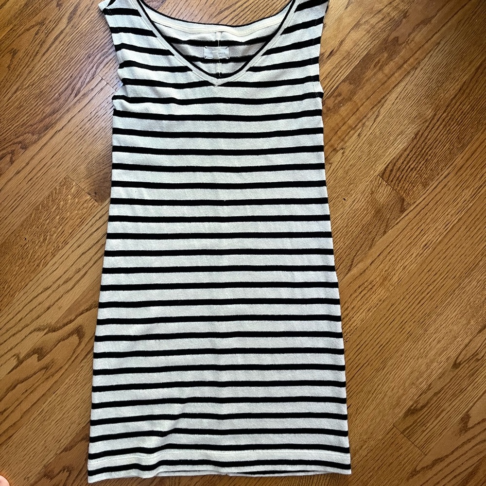 NWOT Lou and Grey striped knit midi dress